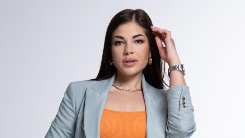 Soha nem tapasztaltuk még ezt: Gáspár Evelin szó szerint magára öltötte a dicséretet.