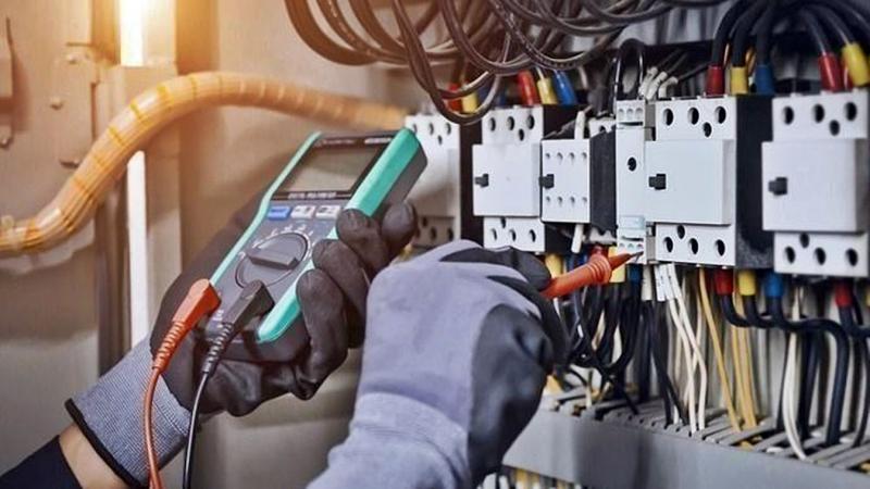 Zalaegerszegen a hét minden napján áramszünetre kell számítani, emellett más zalai települések is érintettek lesznek, ahol átmenetileg szünetel az áramszolgáltatás. Összegyűjtöttük a legfrissebb információkat arról, hogy hol és mikor várható az áramkimara
