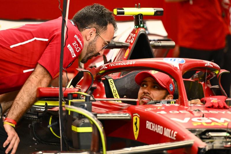 Az olasz szurkolók csalódottan néztek Hamilton teljesítményére, ami miatt sokan felfedezték, hogy a brit pilóta nem az elvárásaiknak megfelelően szerepelt.