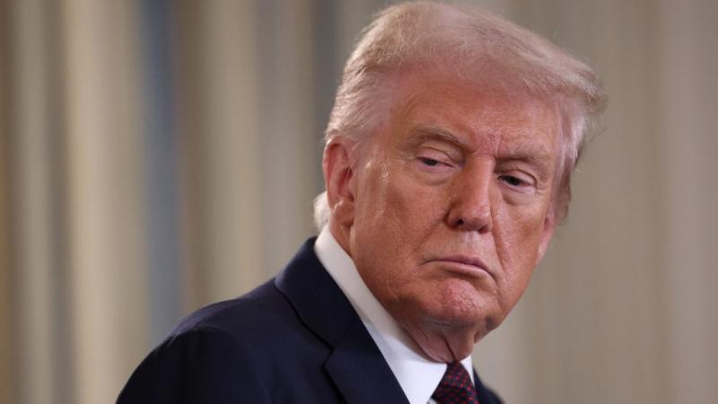 Trump adminisztrációjának utasításai nyomán az Apple az utóbbi időben több alkalmazást blokkolt. | 24.hu