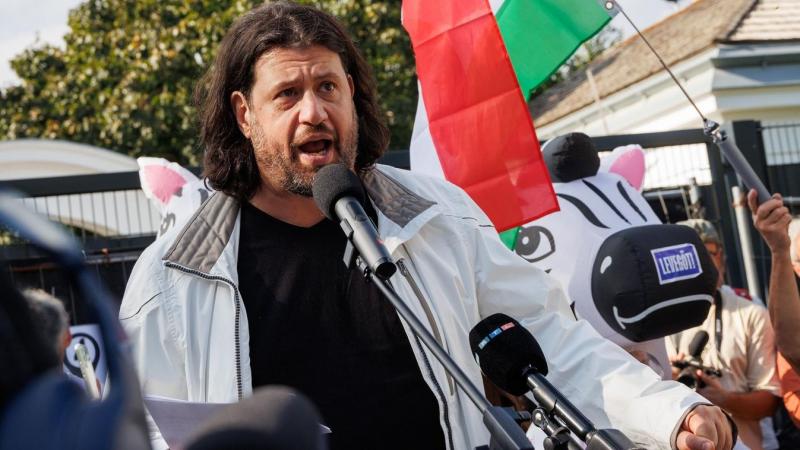 Puzsér és csapata fellelkesült - Csatlakozzanak hozzánk a Kossuth téri bulizáshoz!